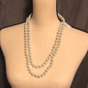 WHBM pearl necklace